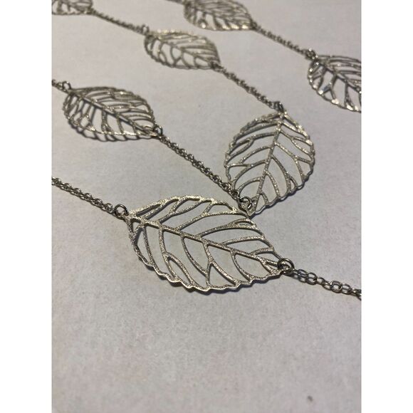 Charming Charlie Necklace Double Layer Silver Leaf Filigree Roughly 20" Long - Picture 4 of 7